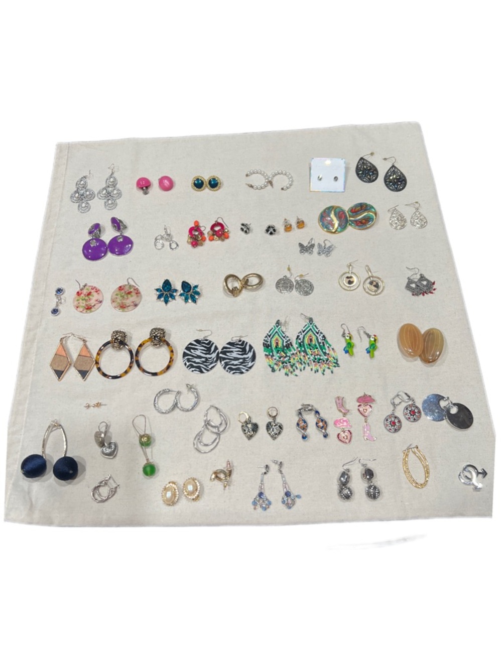 50+ Pairs Of Earrings Bundle